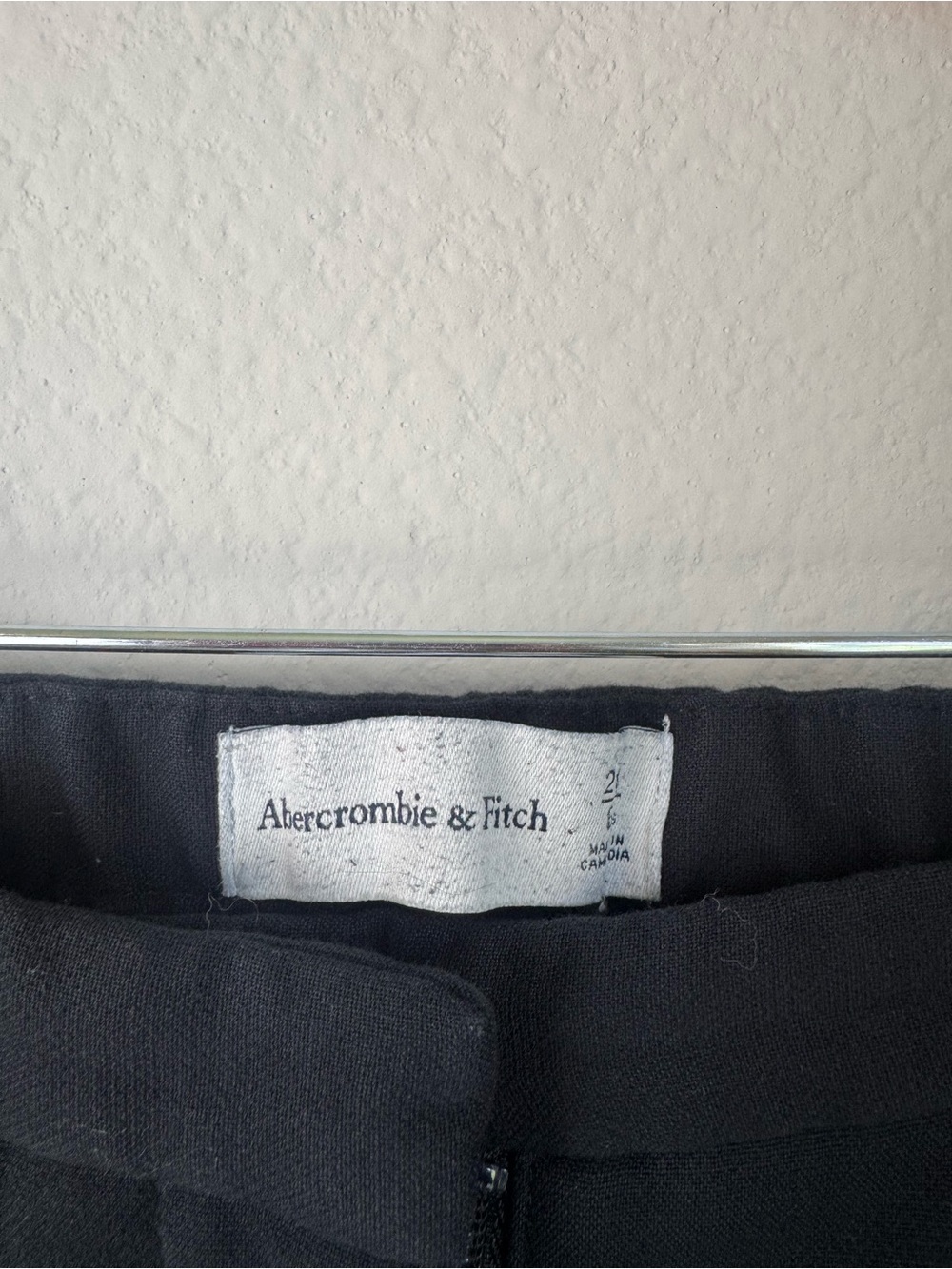 Abercrombie & Fitch Classic Black Straight-Leg Pants - Picture 3 of 7